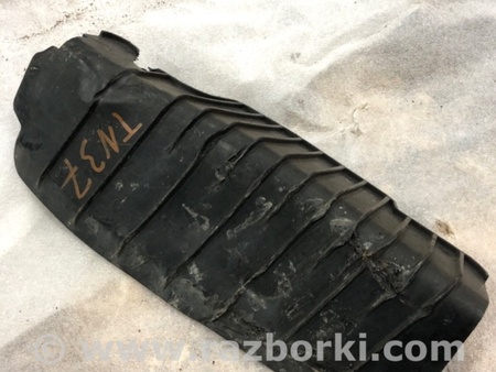 ФОТО Кронштейн для Audi (Ауди) A4 B8 - 8K2, 8K5 (08.2007-11.2015) Киев