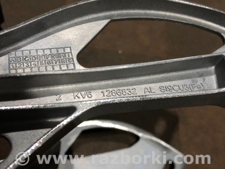 ФОТО Кронштейн для Audi (Ауди) A4 B8 - 8K2, 8K5 (08.2007-11.2015) Киев