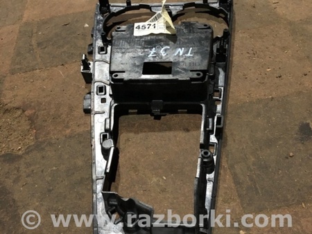 ФОТО Кронштейн для Audi (Ауди) A4 B8 - 8K2, 8K5 (08.2007-11.2015) Киев