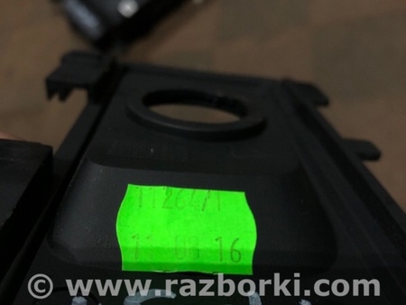 ФОТО Накладка центральной консоли для Audi (Ауди) A4 B8 - 8K2, 8K5 (08.2007-11.2015) Киев