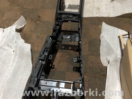 ФОТО Консоль центральная для Audi (Ауди) A4 B8 - 8K2, 8K5 (08.2007-11.2015) Киев