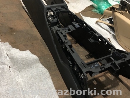 ФОТО Консоль центральная для Audi (Ауди) A4 B8 - 8K2, 8K5 (08.2007-11.2015) Киев
