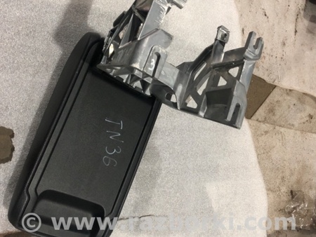 ФОТО Подлокотник для Audi (Ауди) A3 8V1, 8VA, 8V7, 8VS (03.2012-...) Киев