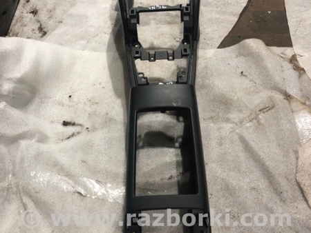 ФОТО Консоль центральная для Audi (Ауди) A3 8V1, 8VA, 8V7, 8VS (03.2012-...) Киев