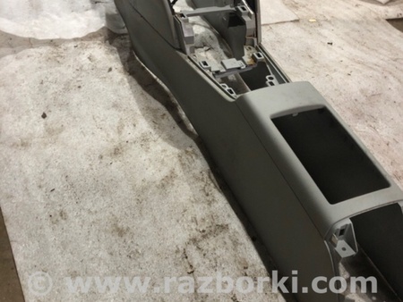 ФОТО Консоль центральная для Audi (Ауди) A3 8V1, 8VA, 8V7, 8VS (03.2012-...) Киев