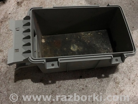 ФОТО Накладка центральной консоли для Audi (Ауди) A3 8V1, 8VA, 8V7, 8VS (03.2012-...) Киев
