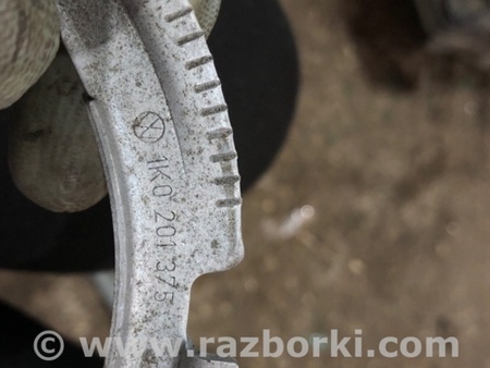 ФОТО Гайка топливного насоса для Audi (Ауди) A6 C7 (11.2010-10.2018) Киев