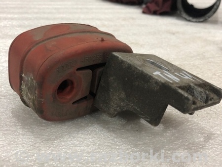 ФОТО Кронштейн для Audi (Ауди) A3 8V1, 8VA, 8V7, 8VS (03.2012-...) Киев