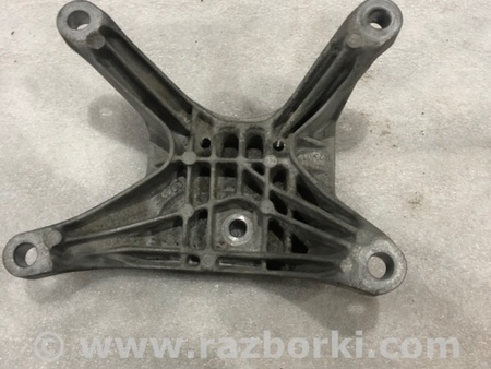 ФОТО Кронштейн для Audi (Ауди) A5 8T (03.2007-11.2016) Киев