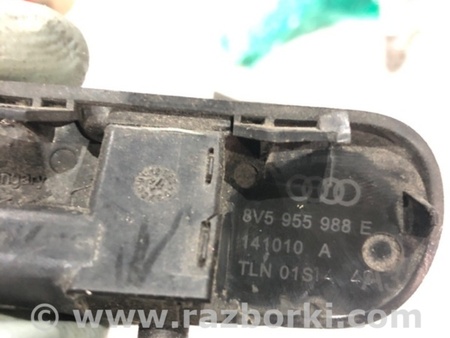 ФОТО Форсунка стеклоомывателя для Audi (Ауди) A3 8V1, 8VA, 8V7, 8VS (03.2012-...) Киев