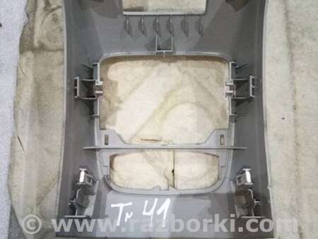 ФОТО Накладка центральной консоли для Audi (Ауди) A3 8V1, 8VA, 8V7, 8VS (03.2012-...) Киев