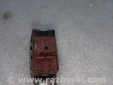 ФОТО Кнопка стеклоподъемника для Audi (Ауди) A3 8V1, 8VA, 8V7, 8VS (03.2012-...) Киев