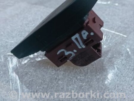 ФОТО Кнопка для Audi (Ауди) A3 8V1, 8VA, 8V7, 8VS (03.2012-...) Киев