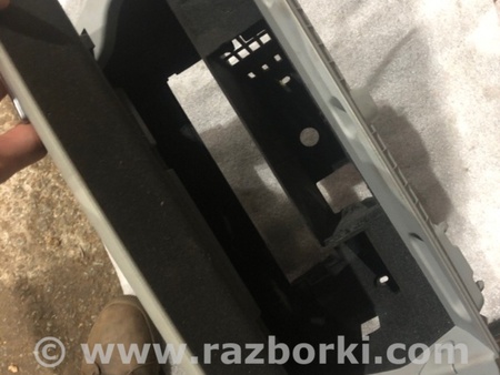 ФОТО Бардачок для Audi (Ауди) A3 8V1, 8VA, 8V7, 8VS (03.2012-...) Киев