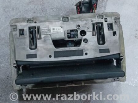 ФОТО Монитор для Audi (Ауди) A3 8V1, 8VA, 8V7, 8VS (03.2012-...) Киев