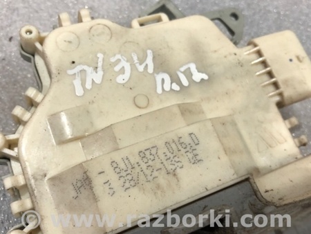 ФОТО Замок боковой двери для Audi (Ауди) A6 C7 (11.2010-10.2018) Киев