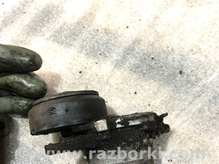 ФОТО Ролик натяжной навесного оборудования для Audi (Ауди) A3 8V1, 8VA, 8V7, 8VS (03.2012-...) Киев