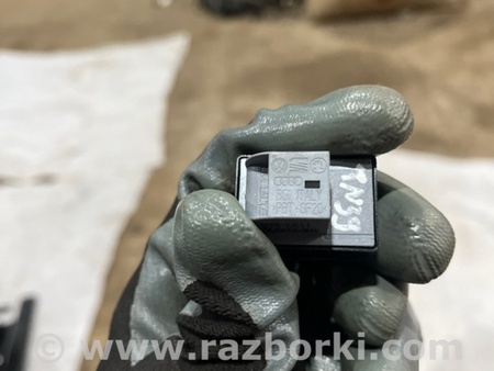 ФОТО Кнопка для Audi (Ауди) A8 D4 (11.2009-01.2018) Киев