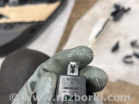 ФОТО Плафон подсветки салона для Audi (Ауди) A8 D4 (11.2009-01.2018) Киев
