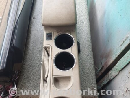 ФОТО Консоль между сидений для Subaru Outback Киев