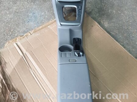 ФОТО Консоль между сидений для Subaru Forester SG Киев
