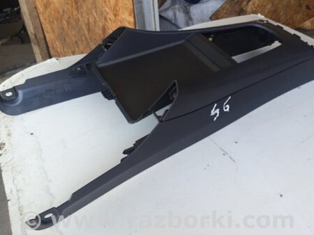 ФОТО Консоль между сидений для Subaru Impreza GD/GG Киев