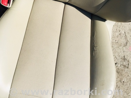 ФОТО Салон в сборе для Subaru Outback Киев