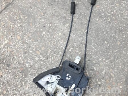 ФОТО Замок двери для Subaru Forester SG Киев
