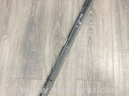 ФОТО молдинг на дверь для Subaru Outback Киев