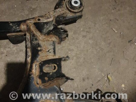 ФОТО Подрамник для Subaru Outback Киев