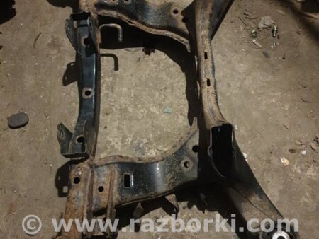 ФОТО Подрамник для Subaru Outback Киев
