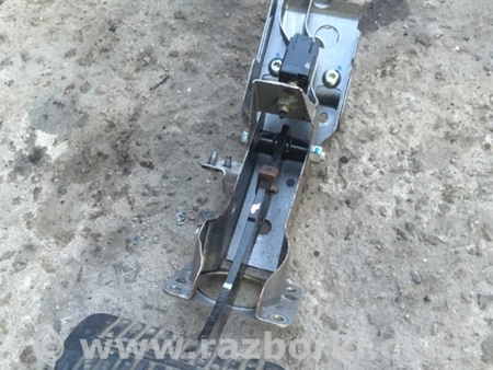 ФОТО Педаль тормоза для Subaru Outback Киев