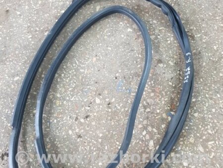 ФОТО Уплотнительная резинка для Subaru Outback Киев