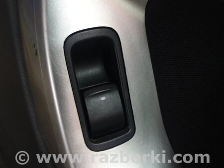 ФОТО Кнопка стеклоподъемника для Subaru Outback Киев