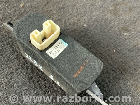 ФОТО Кнопка стеклоподъемника для Subaru Outback Киев