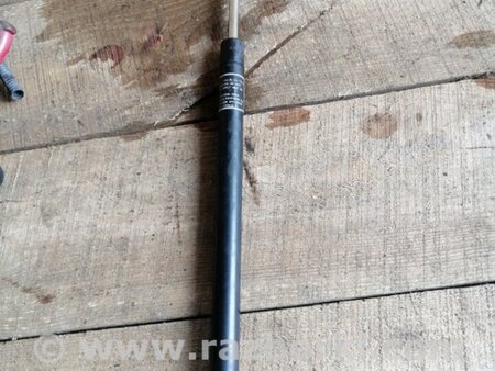 ФОТО Амортизатор капота для Subaru Impreza GD/GG Киев