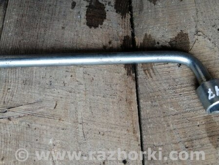 ФОТО Ключ балонный для Subaru Outback Киев