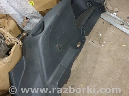 ФОТО Обшивка багажника для Subaru Tribeca Киев