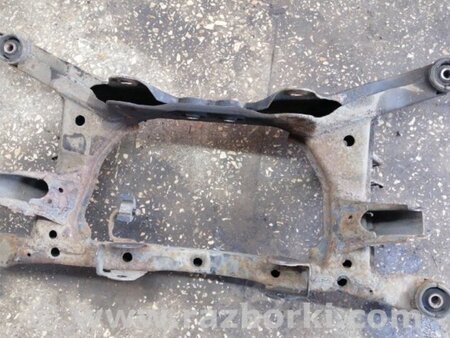 ФОТО Подрамник для Subaru Outback Киев