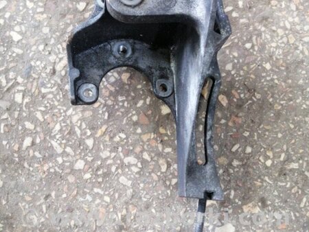 ФОТО Кронштейн для Subaru Impreza GD/GG Киев