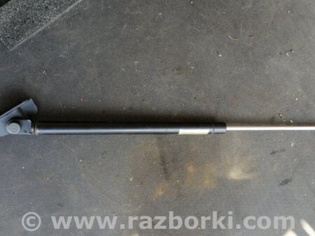ФОТО Амортизатор багажника для Subaru Impreza GD/GG Киев