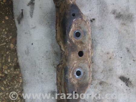 ФОТО Подушка редуктора для Subaru Outback Киев