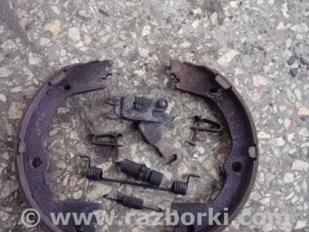 ФОТО Комплект колодок и механизмов ручного торомоза для KIA Sorento Киев