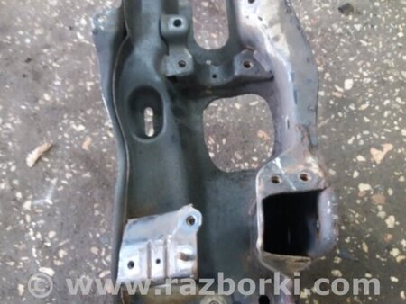 ФОТО Подрамник для Subaru Outback Киев