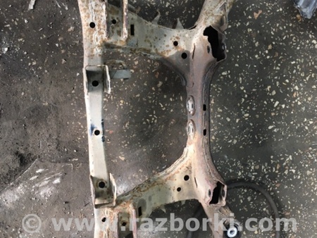 ФОТО Подрамник для Subaru Outback Киев