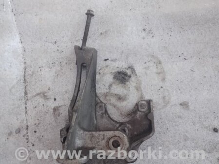 ФОТО Кронштейн для Subaru Outback Киев