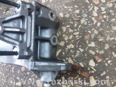 ФОТО Кронштейн для Subaru Outback Киев
