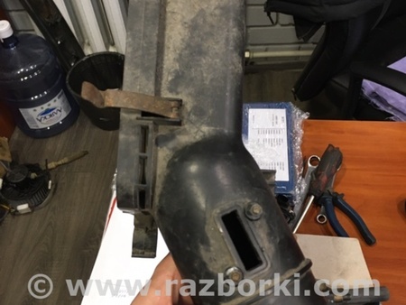 ФОТО Воздушный фильтр (корпус) для Subaru Forester SG Киев