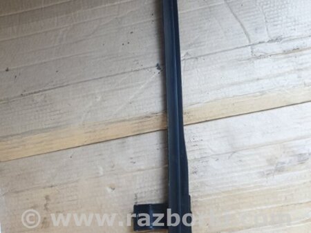 ФОТО Направляющая стекла для Subaru Forester SG Киев