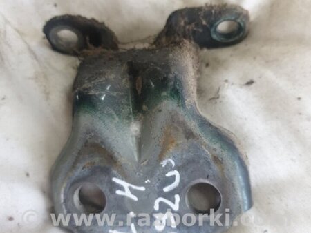 ФОТО Петля двери для Subaru Forester SG Киев